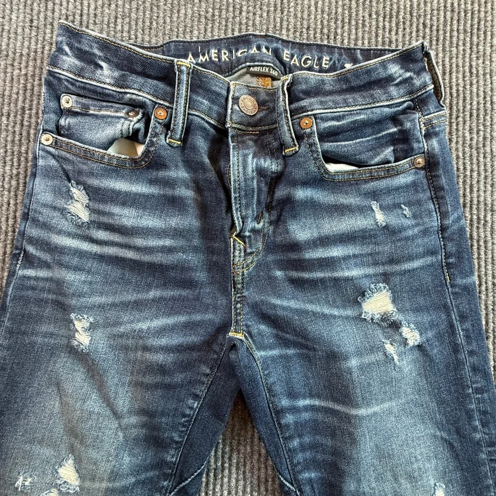 American Eagle Mens Slim Straight Distressed Jeans Blue Denim‎